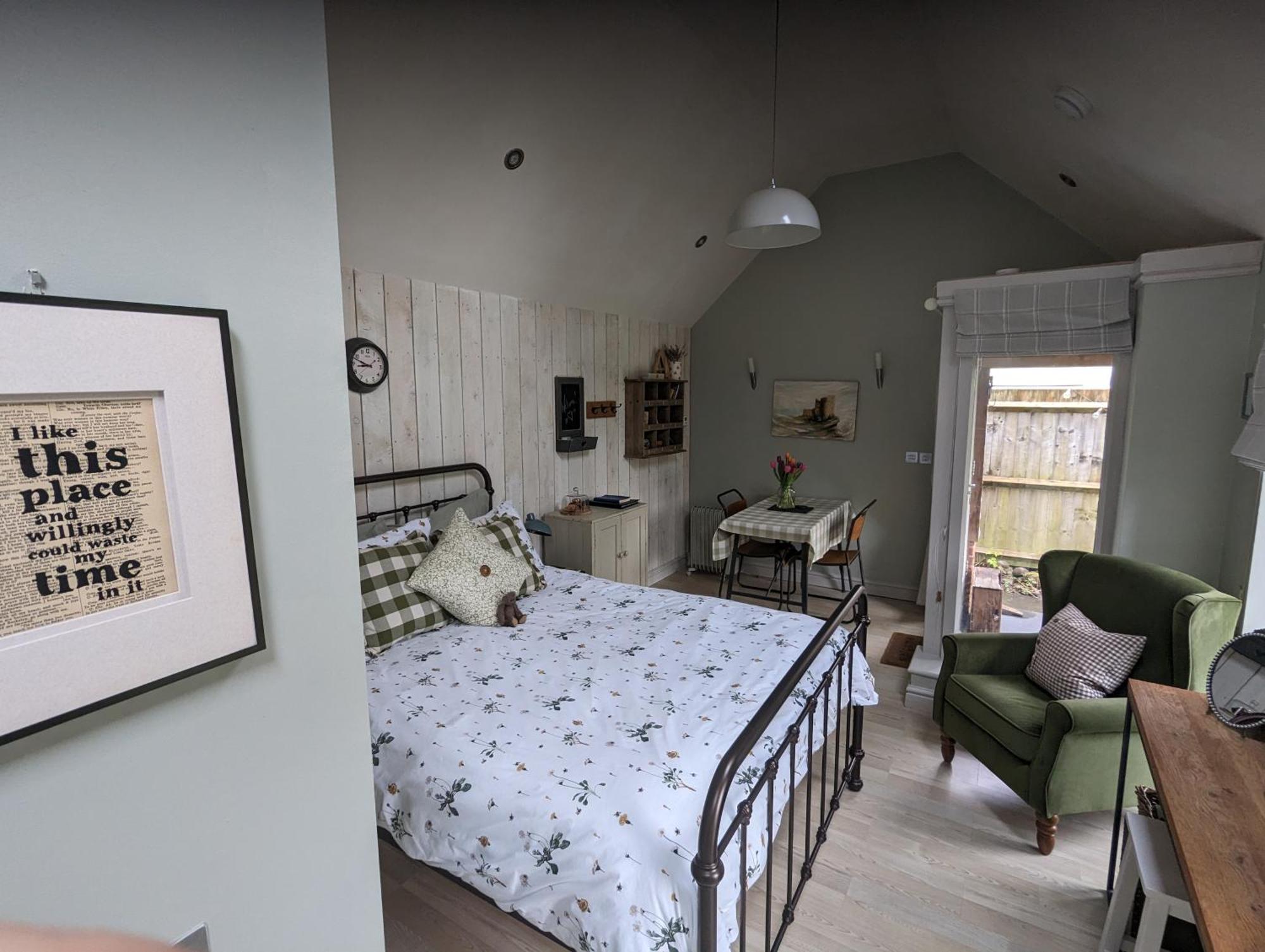 The Dorm Bed And Breakfast Eccleshall Bagian luar foto