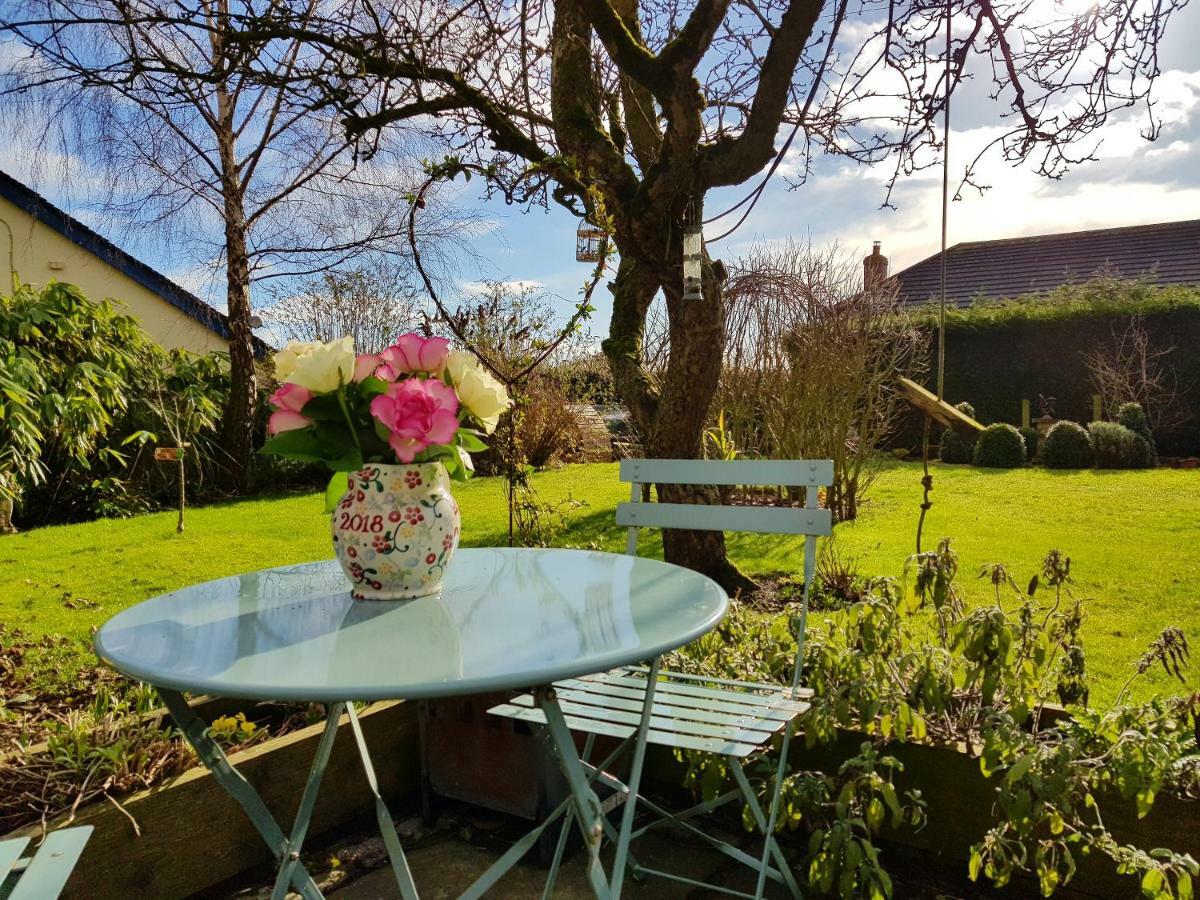 The Dorm Bed And Breakfast Eccleshall Bagian luar foto